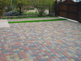 Realisatie van werken in natuursteen 5 - R2-Concept Realisatie van werken in natuursteen 5 - R2-Concept